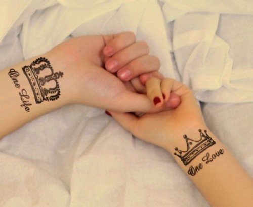 one-life-one-love-couple-tattoo-ideas-king-queen-tattoo-designs