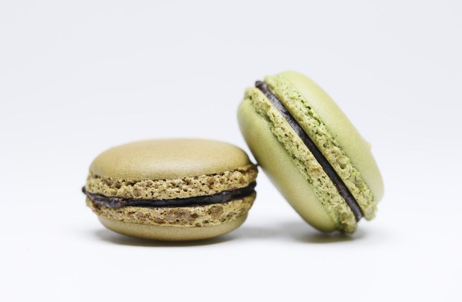 best-gourmet-macarons-flavors-fillings (19)-matcha-green-tea