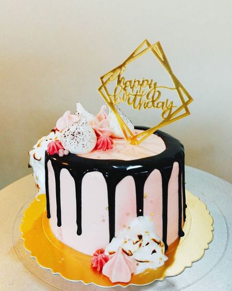 10 New Wedding Cake Trends For Your 2019 Wedding! | WedMeGood