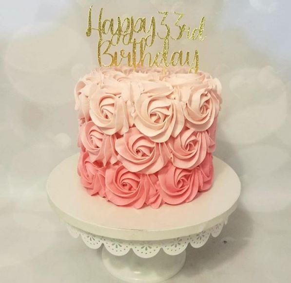 rose-swirl-cake-art-trend-buttercream-frosting-decorations-wedding-birthday-cakes