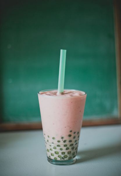 strawberry-peanut-butter-jelly-bubble-tea-diy-boba-tapioca-pearls-drink