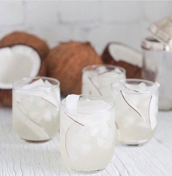 coconut-water-detox-water-recipe-weiht-loss-myth-truth