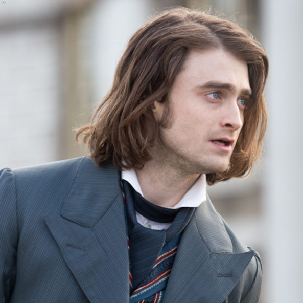 male-actors-with-long-hair-celebs-hollywood (8)-daniel-radcliffe