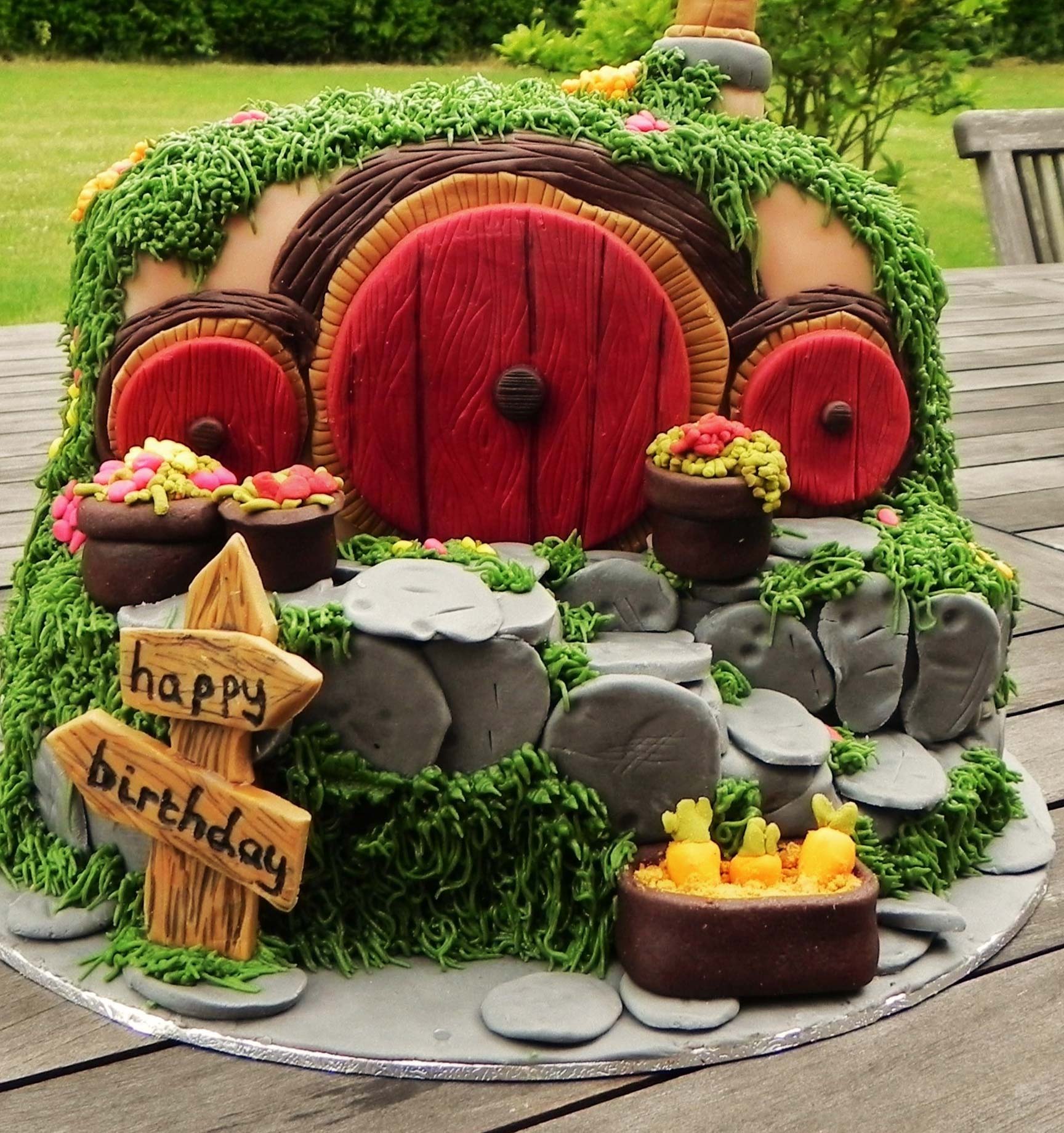 garden-themed-cake-latest-cake-images-ideas