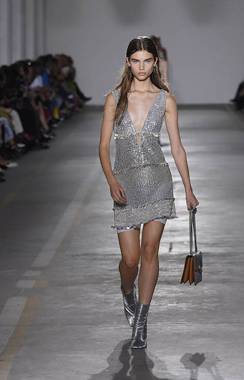 Roberto-cavalli-spring-summer-2019-ss19-milan-fashion-week-31-sequin-dress