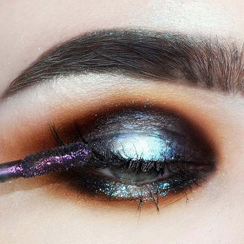 latest eyeshadoe trends fall 2018 holographic