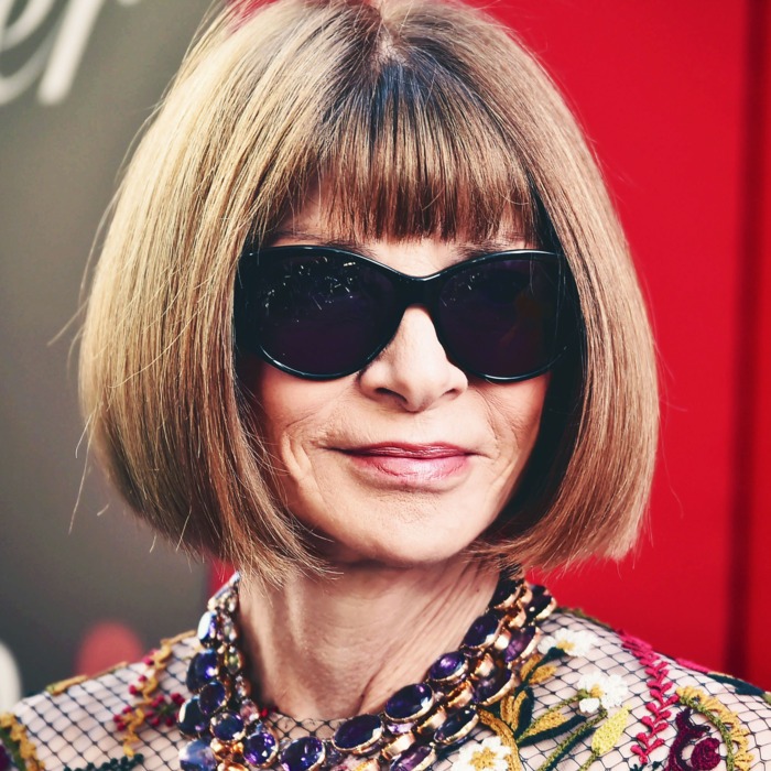 anna-wintour-hairstyle-that-never-go-out-of-fashion-latest-bob-cut