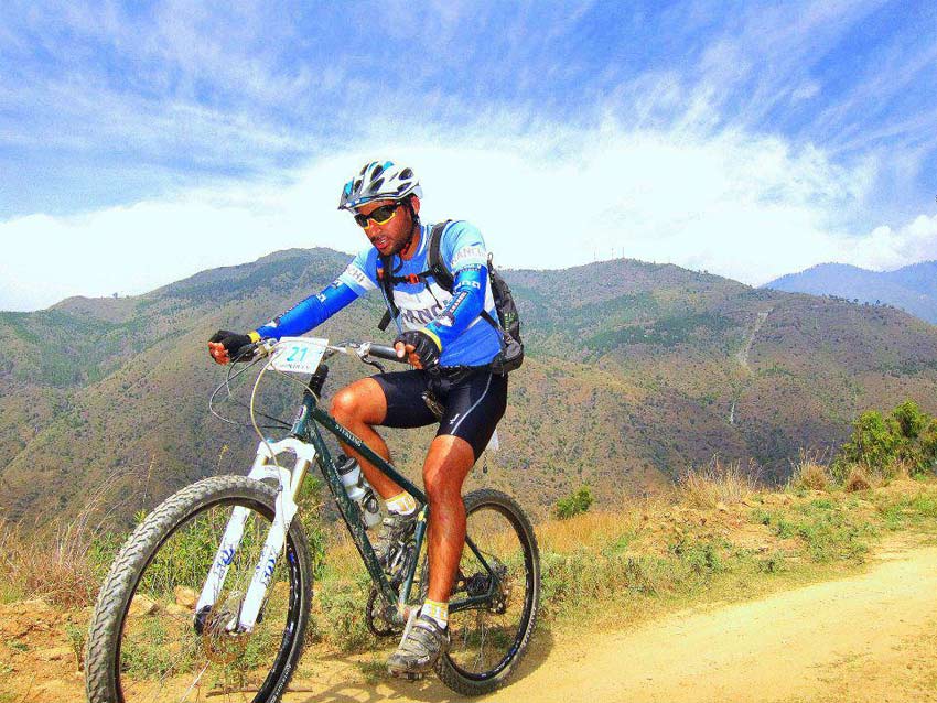 abhishek-sareen-cycling-mountain-biking